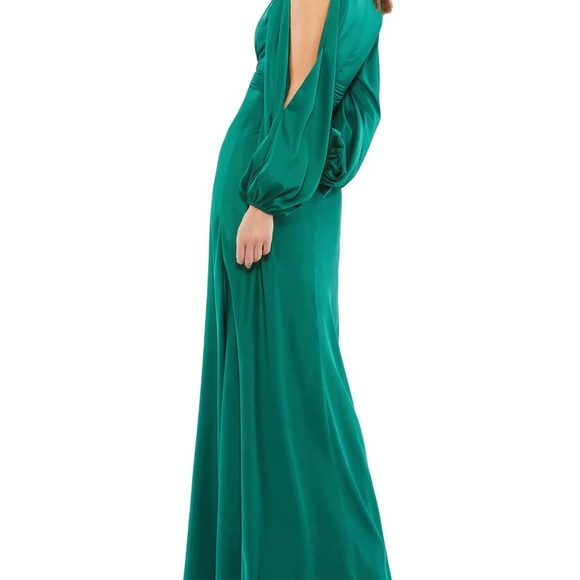 Mac Duggal Cold Shoulder Emerald Gown - Picture 2 of 7